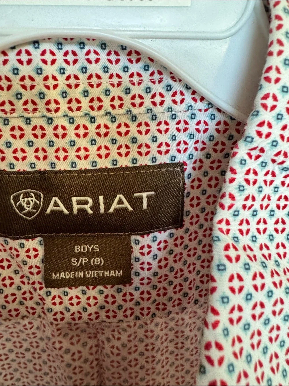 Ariat Boy’s Short Sleeve Button-Up Shirt in Light Red Microprint